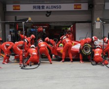 Ferrari na czele w… pit stopach