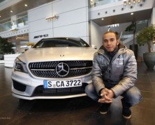 Lewis Hamilton w fabryce Mercedesa
