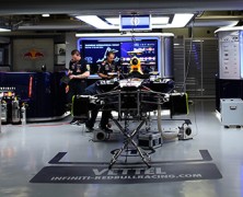 Red Bull zbuduje nowy bolid dla Vettela