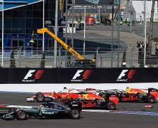 Mercedes nawet z poważną usterką jest nadal szybszy od Ferrari